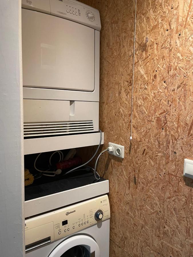 Tiny-House Van Zeecontainers Bij Het Bos Oranjewoud Eksteriør bilde